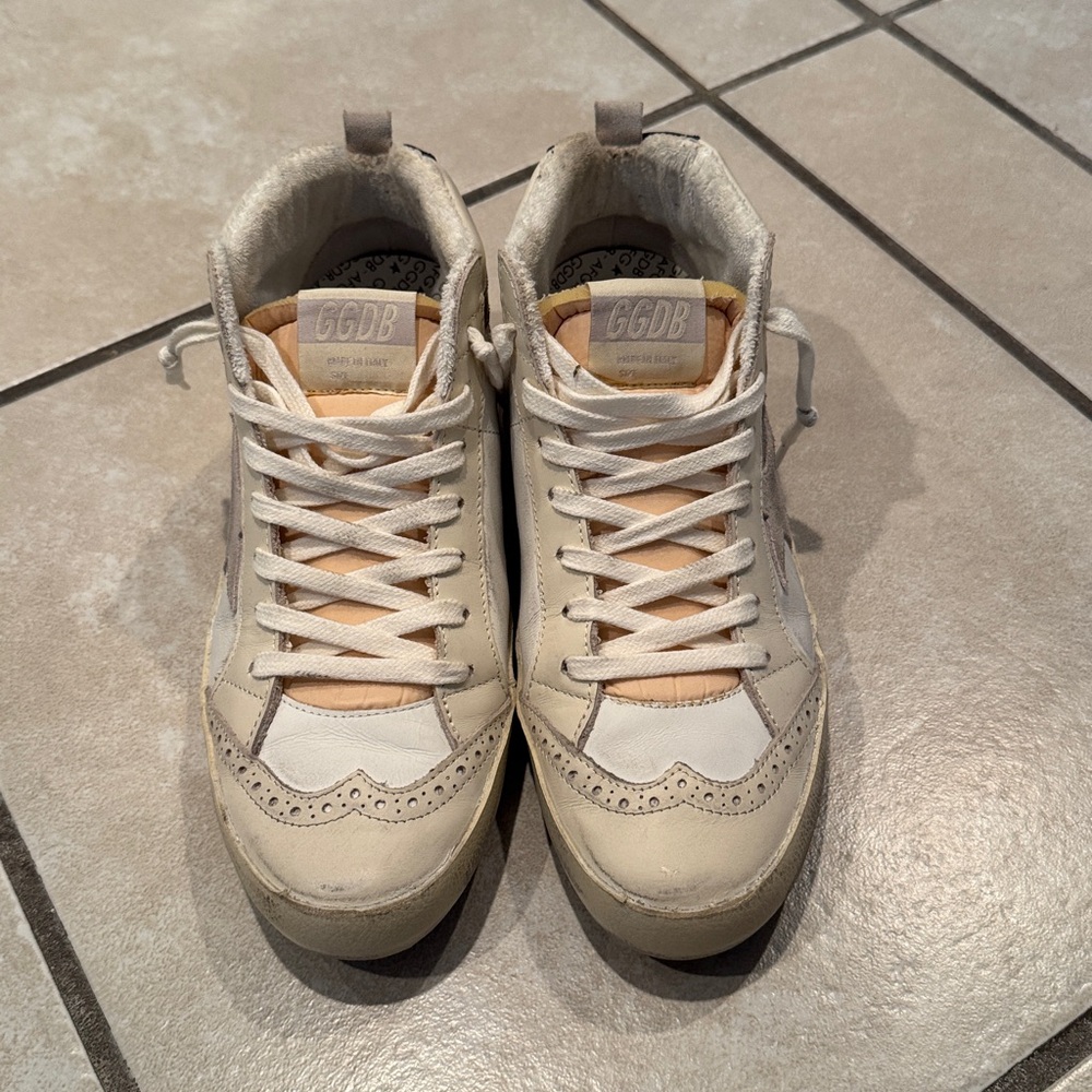 Golden Goose Off-White mid-Rise Sneakers with Star. Like NEW!! - Picture 4 of 6